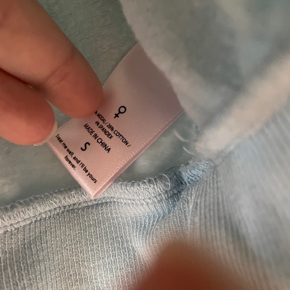 SOLD Selkie sweater - Picture 4 of 4